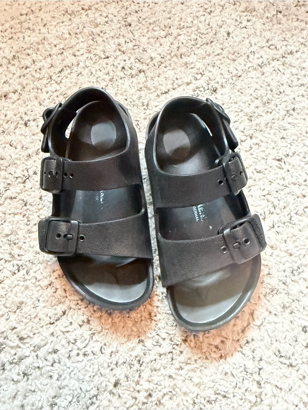 Birkenstock Black Milano Essentials Kids EVA Euc size 28 / 11